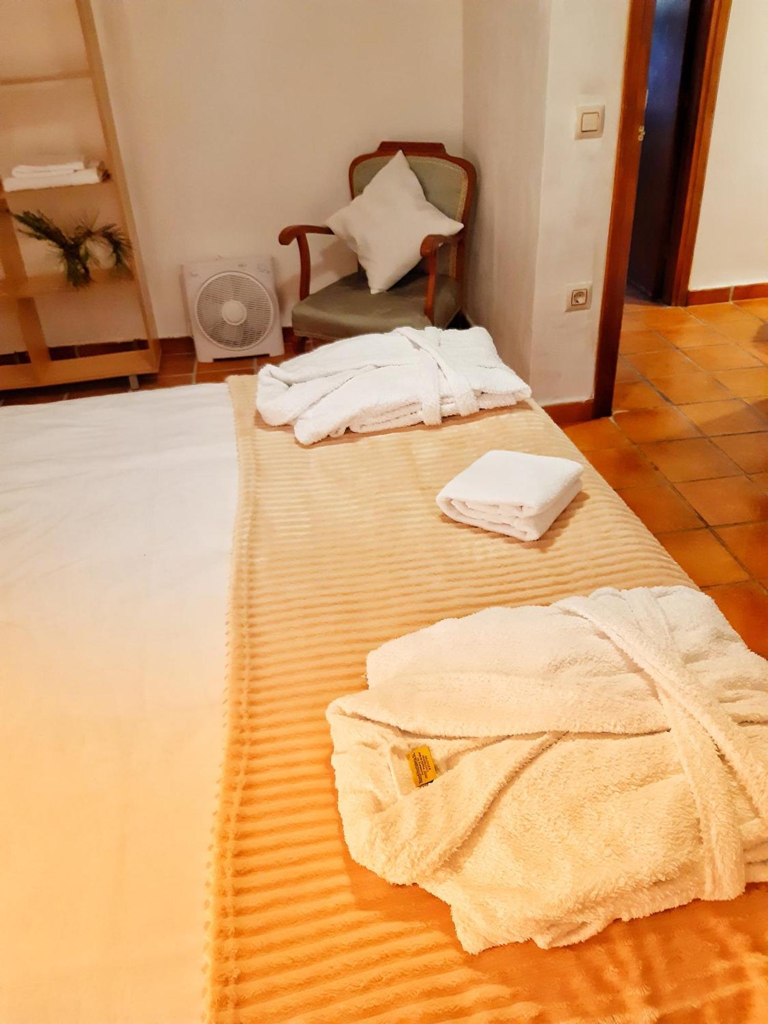 Ferienwohnung Musas Gastro Casa Rural Valdealgorfa Exterior foto